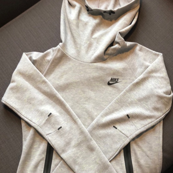 Nike Sweaters - Nike sweater women’s